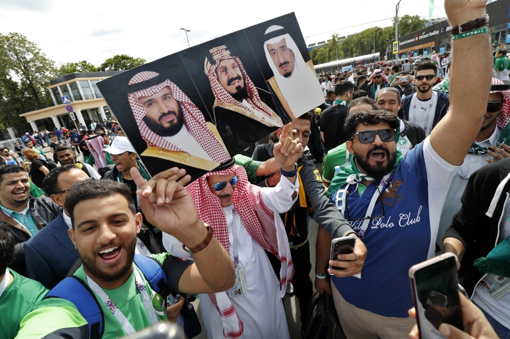 صور | الجماهير السعودية في روسيا.. حب ووفاء