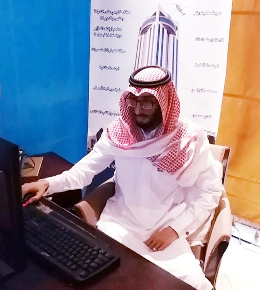 الموظف عبد الله المالكي (من ذوي القدرات الفائقة).
