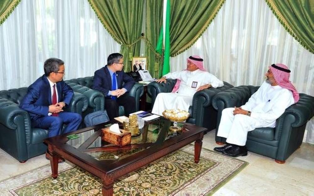 The Executive Chairman of the Royal Commission in Yanbu and Jazan received today (Wednesday) a delegation from the Chinese government and businessmen.