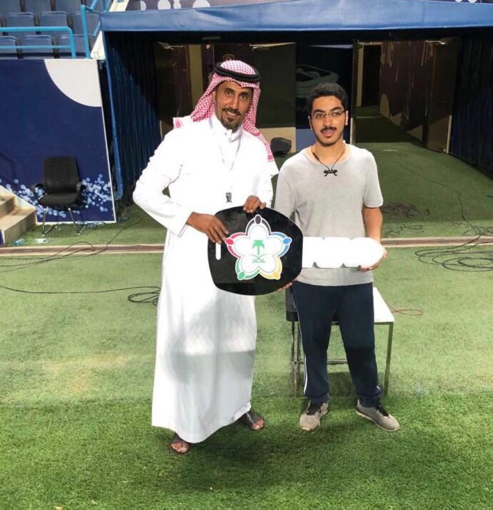 هيئة الرياضة توضح ملابسات السيارة الجائزة في مباراة الهلال والفيحاء وتحقق مع المسؤول أخبار السعودية صحيفة عكاظ