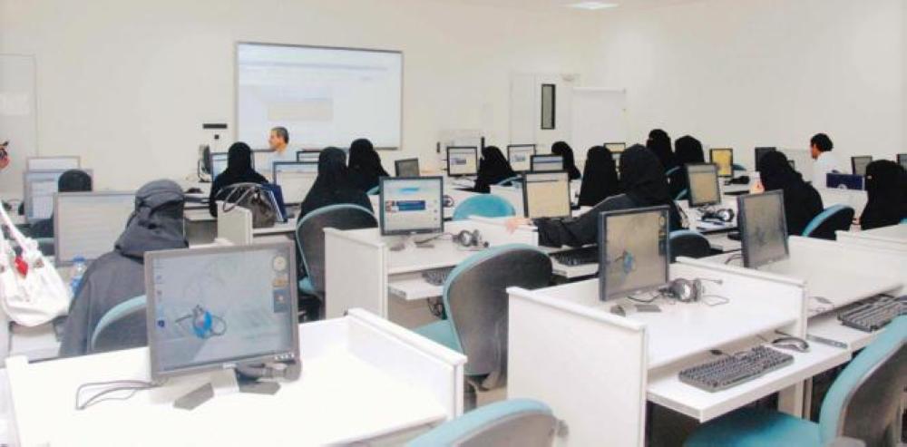 



مبادرة متنوعة تطلقها الجهات المعنية لرفع نسبة الشباب السعودي في سوق العمل. (عكاظ)