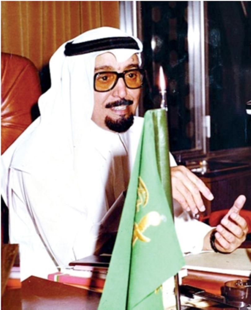 



العيسى خلال عمله سفيراً في البحرين.