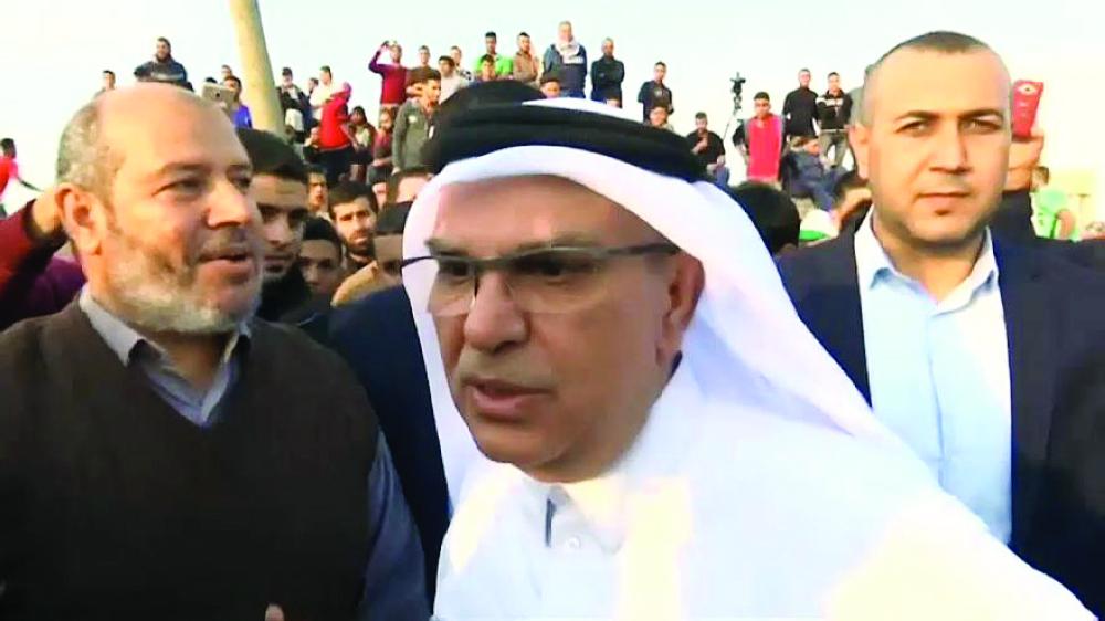 أثارت تعليمات السفير القطري لقيادي في حماس سخرية الفلسطينيين 