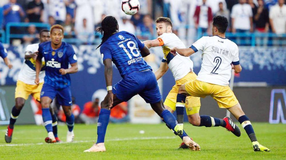 جانب من مباراة الهلال والنصر.
