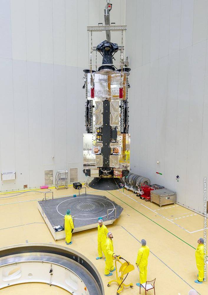 طقس السعودية تحذير من هبوب الرياح والغبار على عدة مناطق