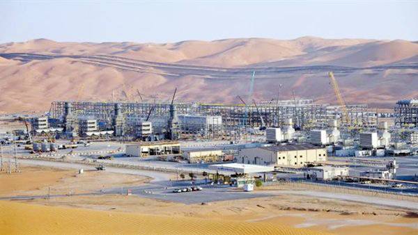 الحقول السعودية تنتج عُشر النفط العالمي.