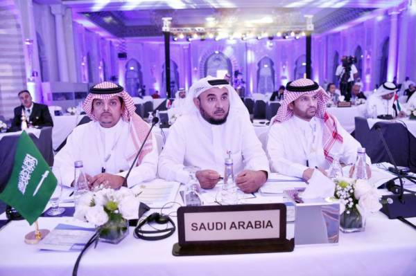 



ممثلو المواصفات والمقاييس في الدول الإسلامية خلال اجتماعهم أمس.
