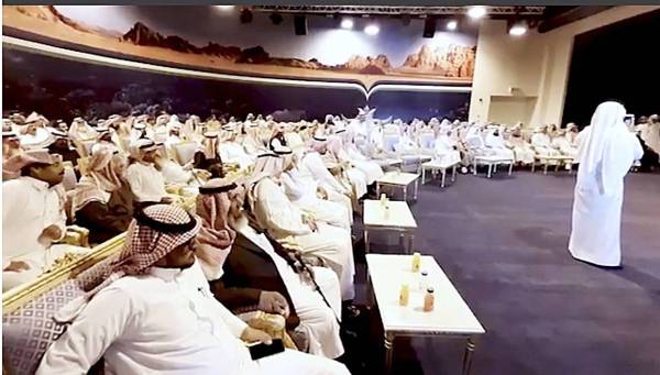 



قاعة الأمانة في تبوك خلال قرعة الأراضي للأبطال السعوديين.