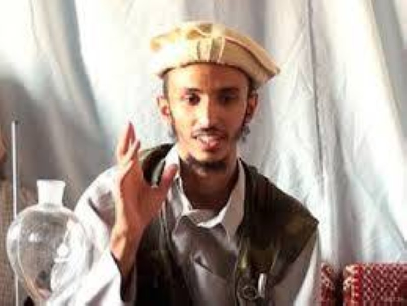 



الهالك عبدالله عسيري زرع قنبلة في جسده لقتل أحد المسؤولين في قائمة المطلوبين 85