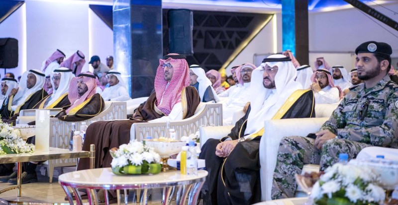 



   سعود بن خالد يشهد جلسات المؤتمر.