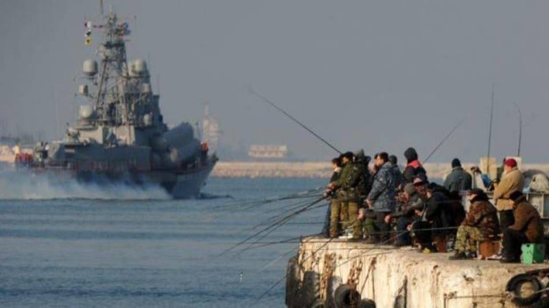 سفينة حربية روسية في القرم