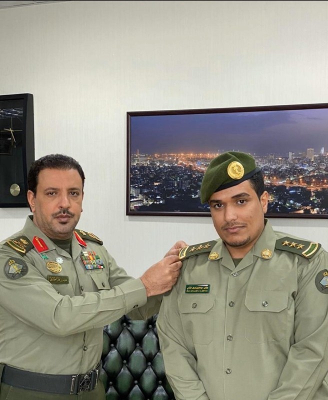 صـ حـ يـ فـ ـة مـ كـ ـة Twitterren مدير جوازات منطقة مكة