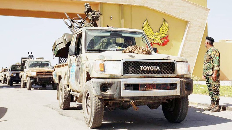 



آليات عسكرية تابعة للجيش الوطني الليبي.