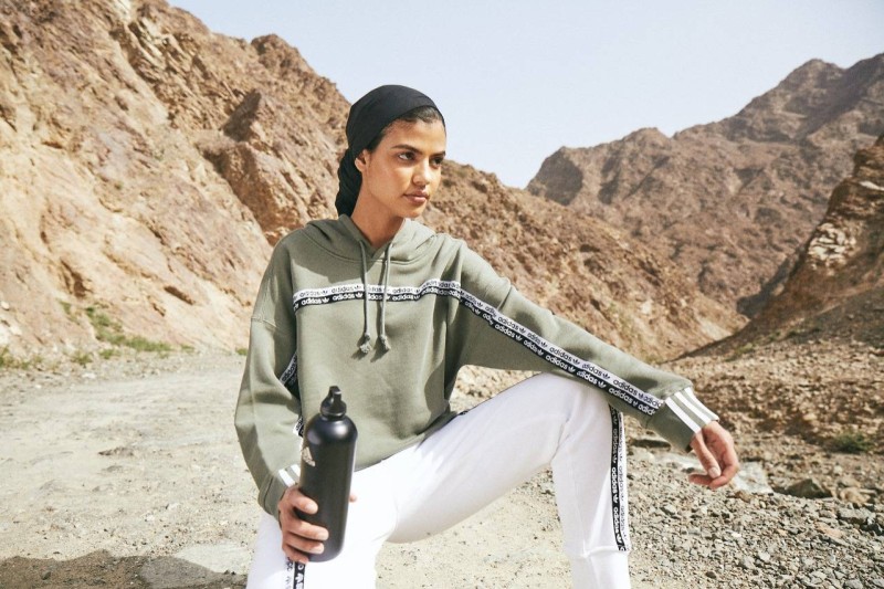 «نمشي» تصبح أول منصة تجزئة في الشرق الأوسط تنضم إلى تحالف الملابس المستدامة العالمي (SAC)