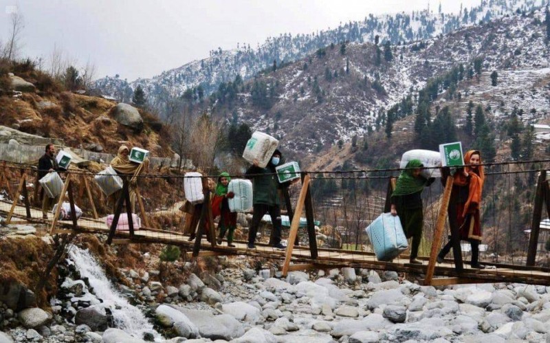 



مركز الملك سلمان للإغاثة والأعمال الإنسانية يوزع حقائب شتوية في قرى وأقاليم باكستان.