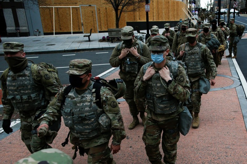 الحرس الوطني في واشنطن استعدادا ليوم التنصيب.