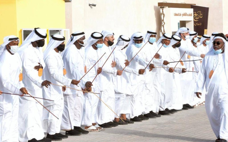 «فن العيالة».. روح الاتحاد تجسدها صفوف الرجال وإيقاعات الحماس والعزة