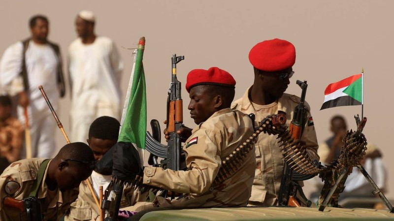  عناصر من الجيش السوداني.