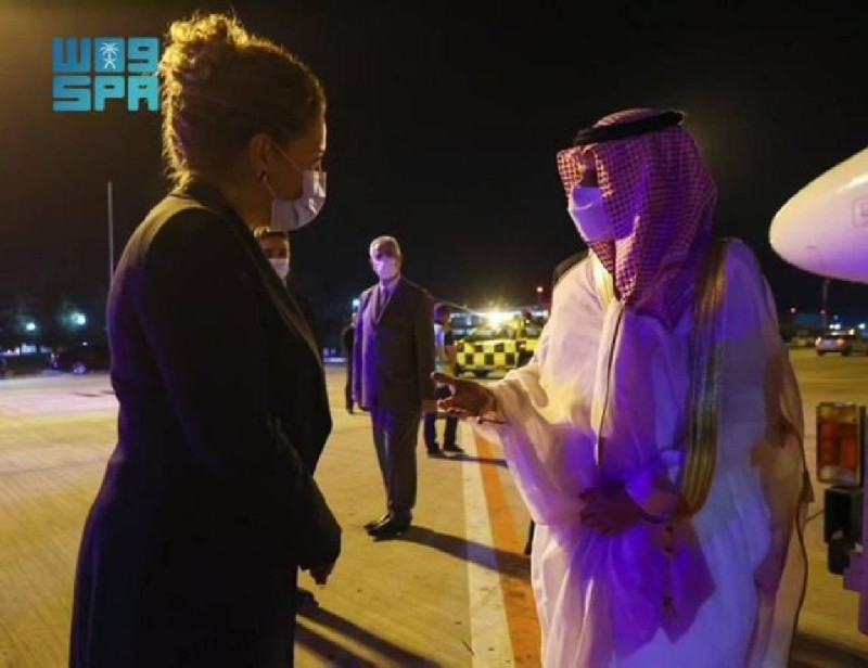 وزير الخارجية السعودي الأمير فيصل بن فرحان لحظة وصوله إلى ألبانيا (واس)
