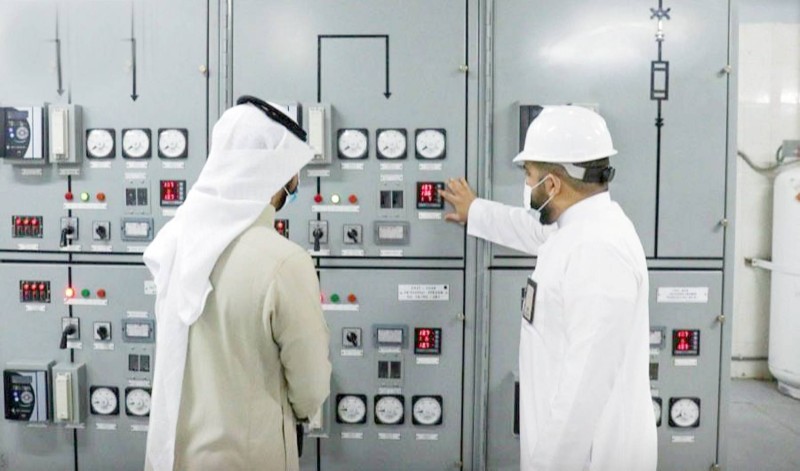 



محطات كهربائية رئيسة وأكثر من 20 مغذياً في خدمة المسجد الحرام. (واس)