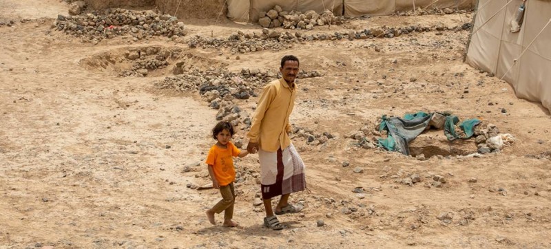 يمنيون يواجهون الموت في مخيمات العبدية في مأرب.