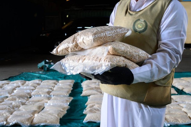 كميات الحبوب المخدرة بعد ضبطها في ميناء جدة الإسلامي (المديرية العامة لمكافحة المخدرات)