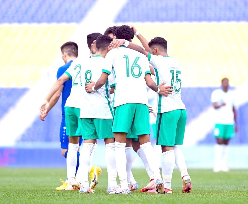 



المنتخب السعودي الأولمبي فرط بالفوز على منتخب أوزباكستان في التصفيات المؤهلة لكأس آسيا.