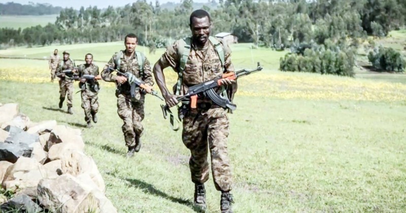 



قوات إثيوبية خلال المواجهات الدامية ضد قوات تحرير تيغراي. (متداولة)