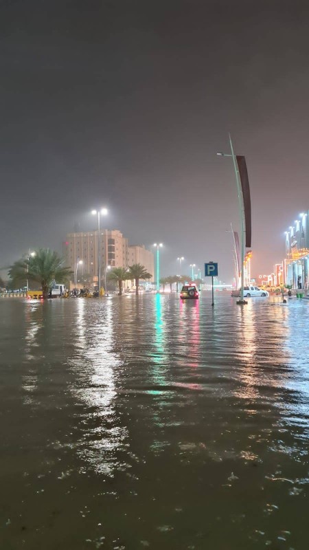 أمطار محافظة حفر الباطن. (تصوير: نايف الشريهي)