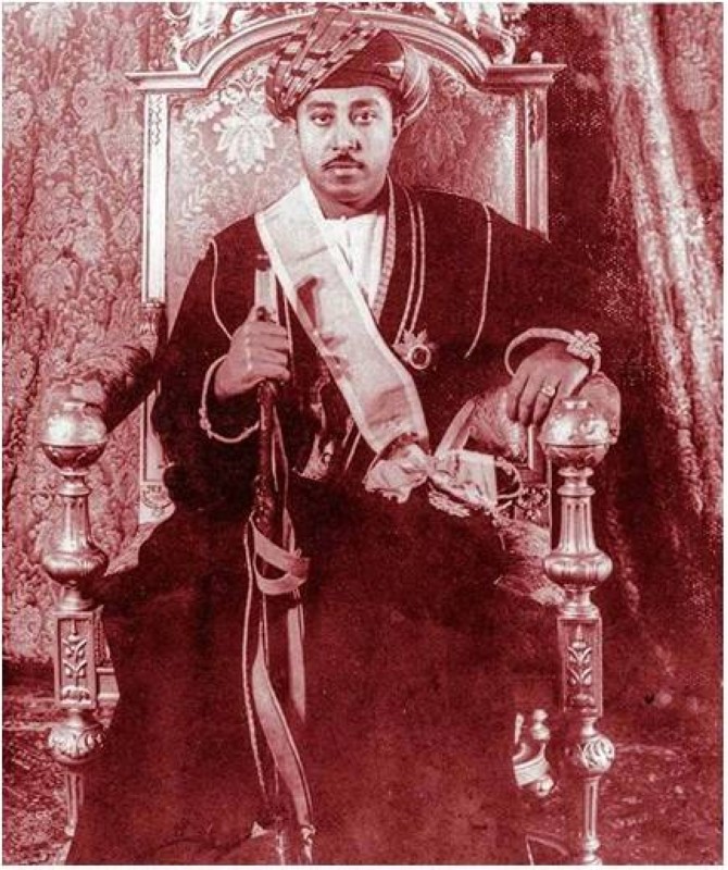 السلطان جمشيد بن عبدالله بن خليفة آخر حكام زنجبار العرب.
