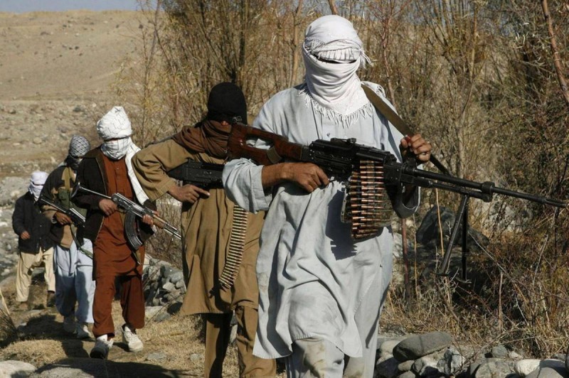  مسلحون من حركة طالبان .