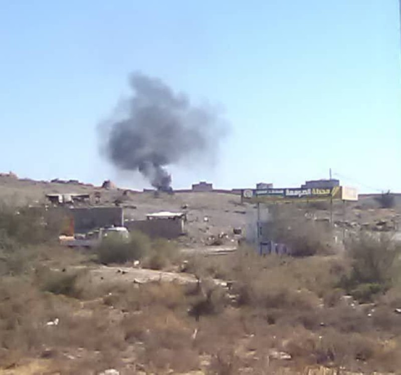 آليات مليشيا الحوثي في البيضاء تحترق بعد استهداف التحالف العربي لها.