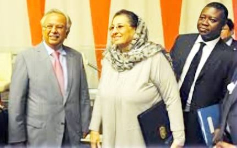 د. عبيد مع مندوب المملكة الدائم لدى الأمم المتحدة السفير عبدالله المعلمي.
