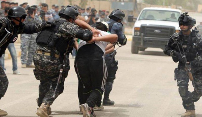 قوات الأمن العراقية أثناء القبض على عناصر من داعش.