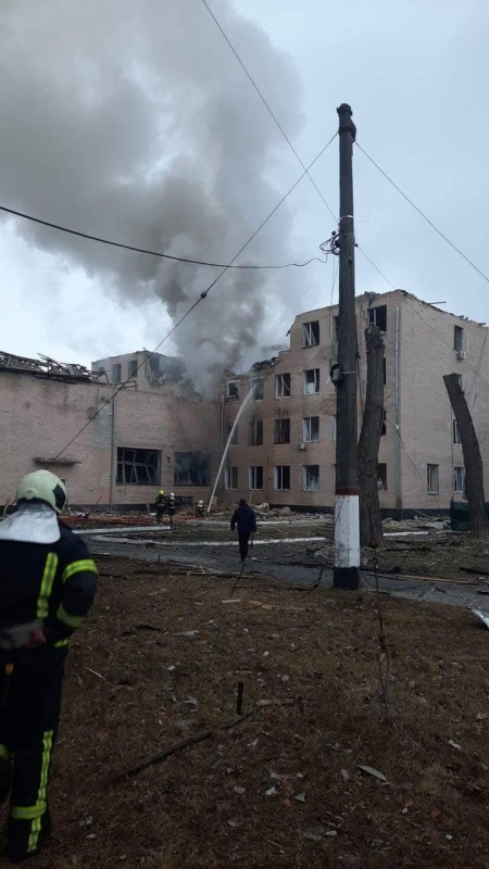قصف مواقع عسكرية في العاصمة الأوكرانية.