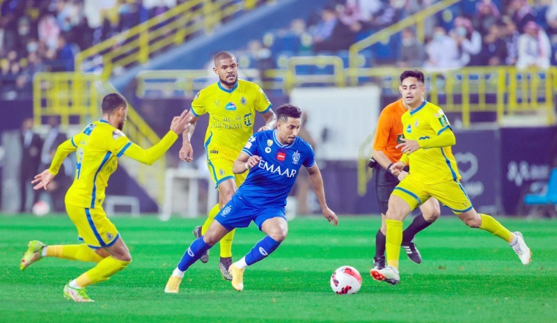 



الإثارة تتجدد بين النصر والهلال على ملعب مرسول بارك.