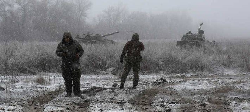 قوات روسية عالقة بين الثلوج.