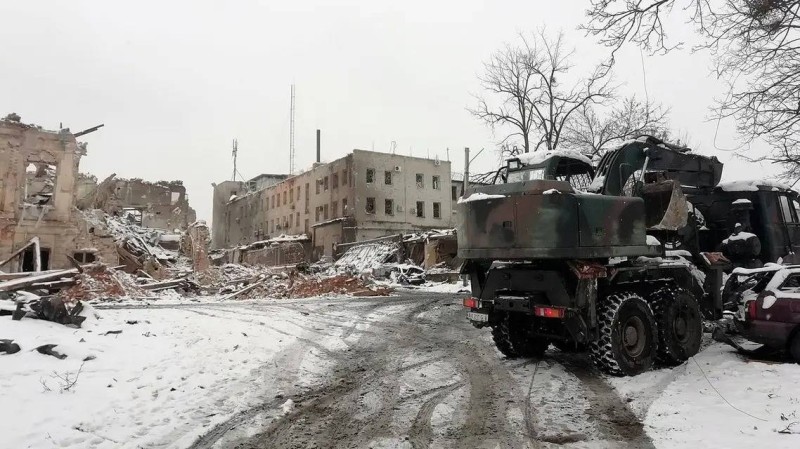 مبنى مدمر نتيجة القصف الروسي في أوكرانيا