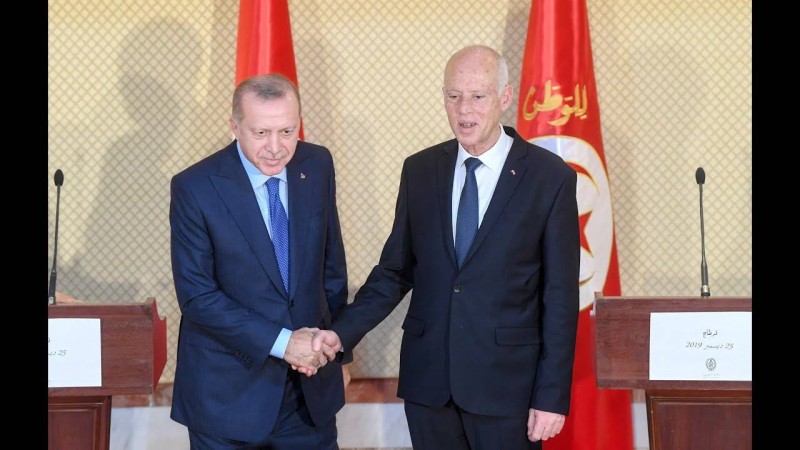 قيس سعيد وأردوغان في لقاء سابق.
