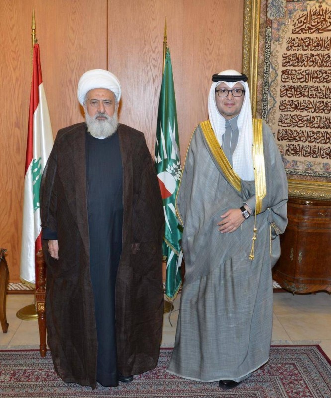 السفير بخاري مع الشيخ علي الخطيب