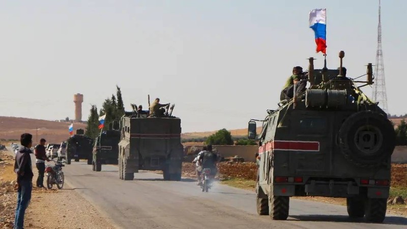 قوات روسية على المناطق السورية القريبة من الحدود التركية
