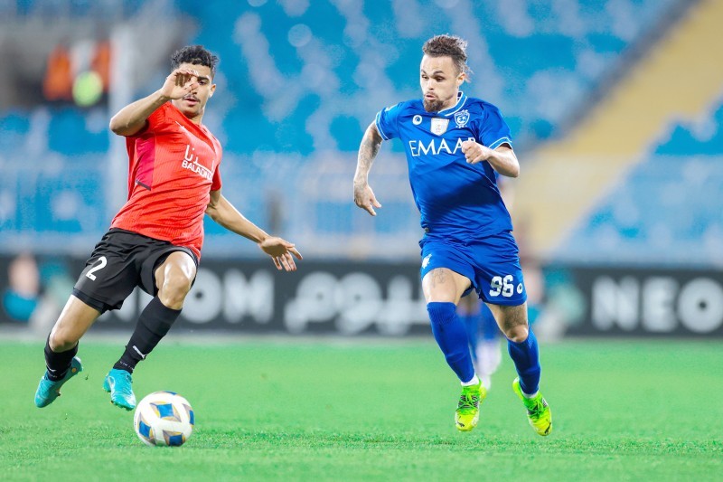 



جانب من لقاء الذهاب بين الهلال والريان القطري.