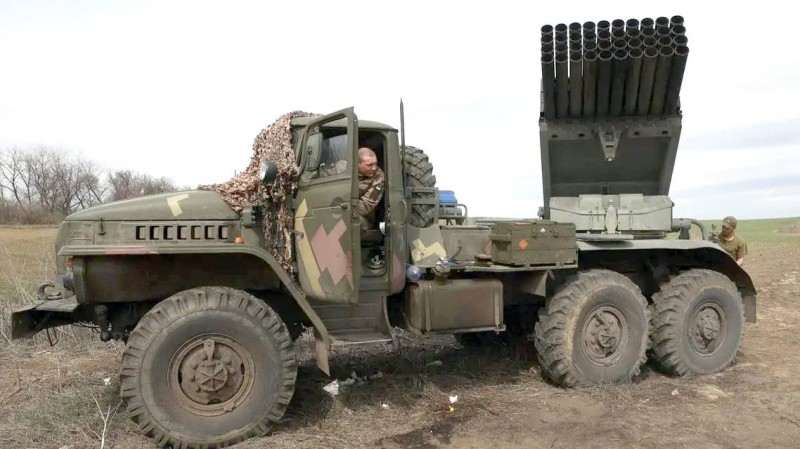 



قوات أوكرانية في دونباس.
