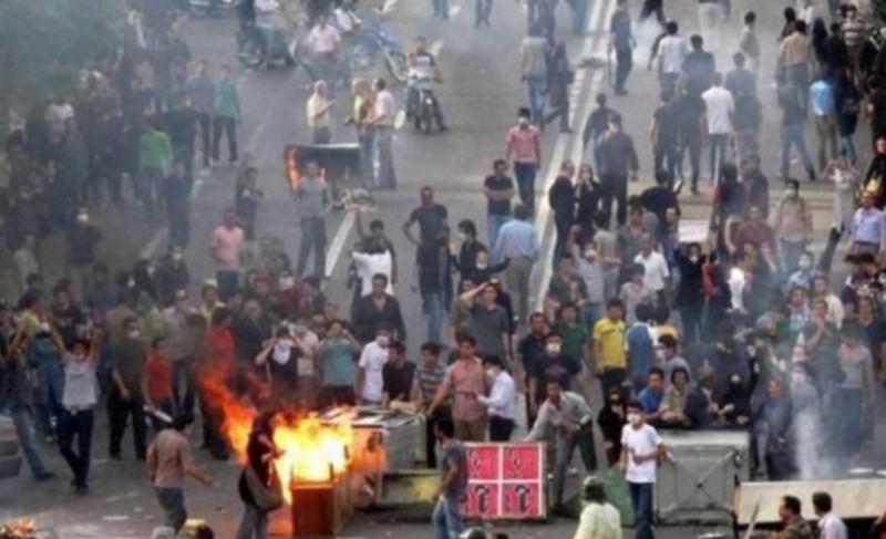 احتجاجات إيران تتوسع.