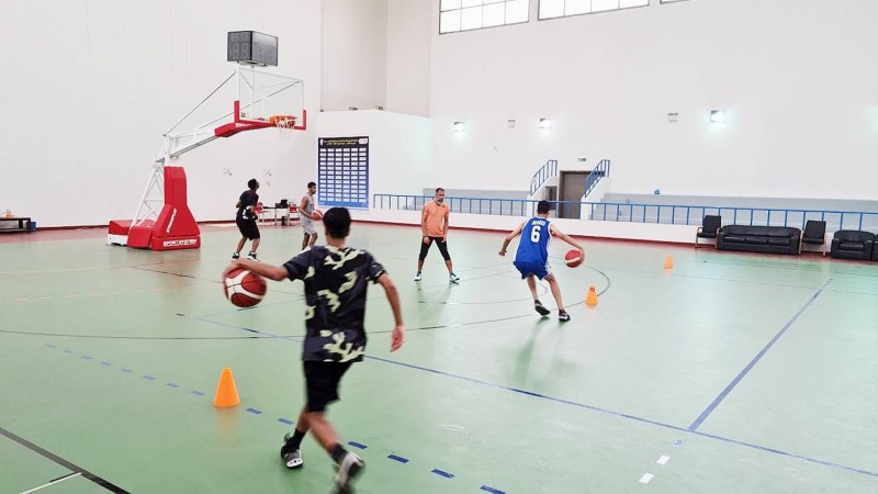 



يهدف اتحاد السلة لتطوير مهارات اللاعبين واكتشاف مزيد من المواهب.