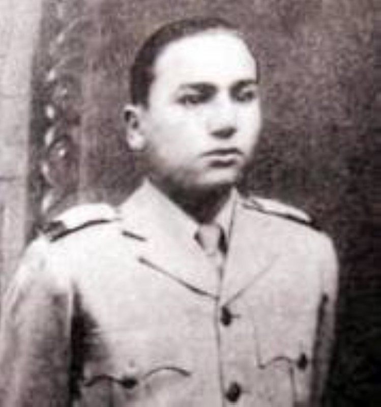 



أحمد علمدار