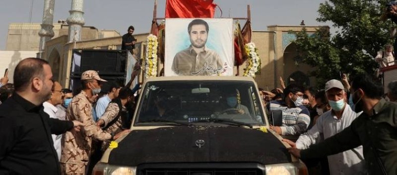 مراسم تشييع جنازة العقيد بالحرس الثوري حسن صياد خدايي الذي قتل على يد مسلحين مجهولين قبل أيام.