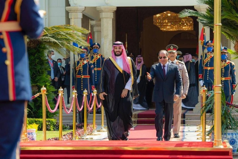 الأمير محمد بن سلمان والرئيس السيسي في الاستقبال الرسمي لولي العهد