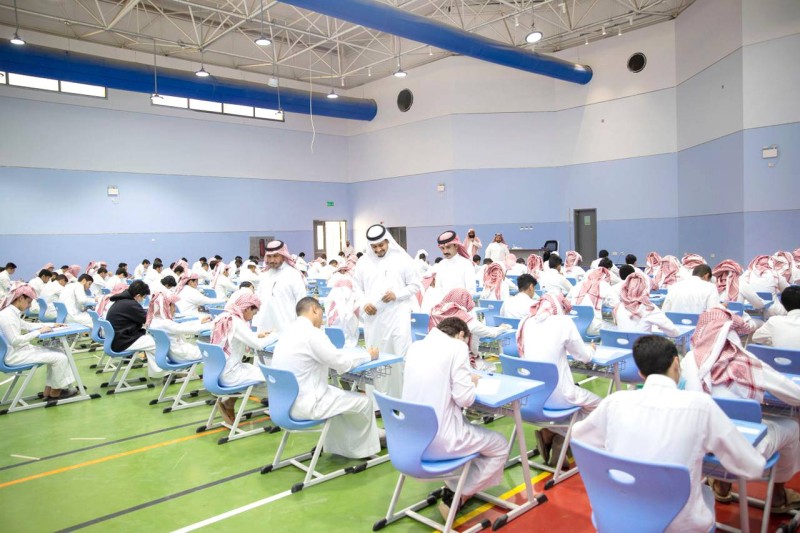 



طلاب بمدارس الرياض يؤدون اختبارات نهاية العام الدراسي. (الأرشيف)