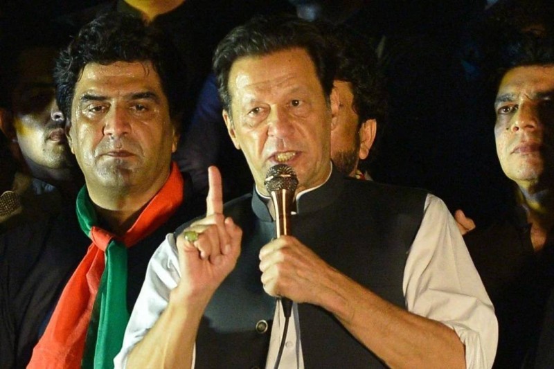 عمران خان في آخر خطاب له أمام أنصاره.